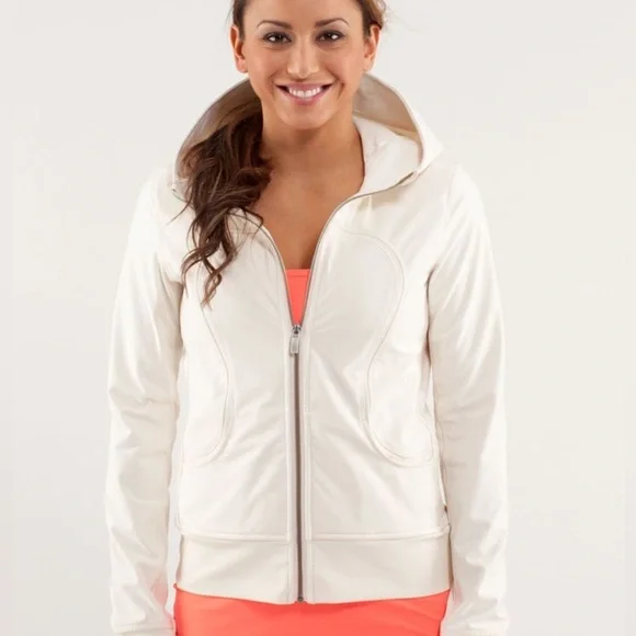 Lululemon Uba Hoodie Softshell | Size 8 - Picture 3 of 13